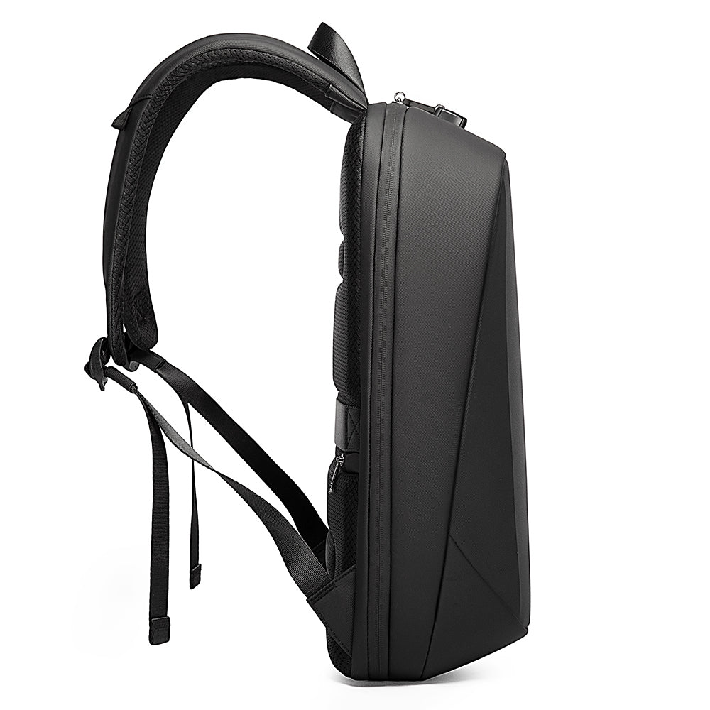 Bange 7251 Torin a black backpack equipped with comfortable straps and a zipper right side