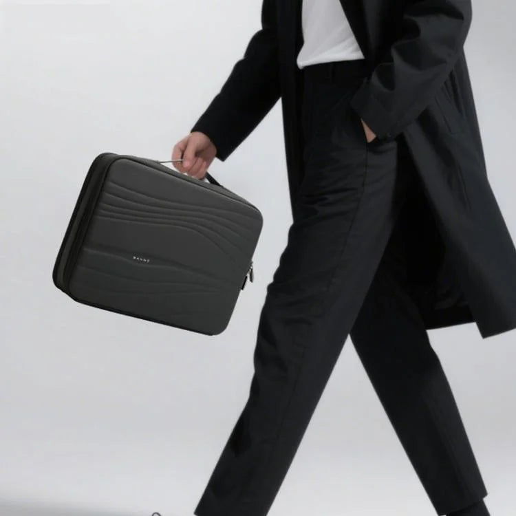 BANGE Lorven backpack — lifestyle shot